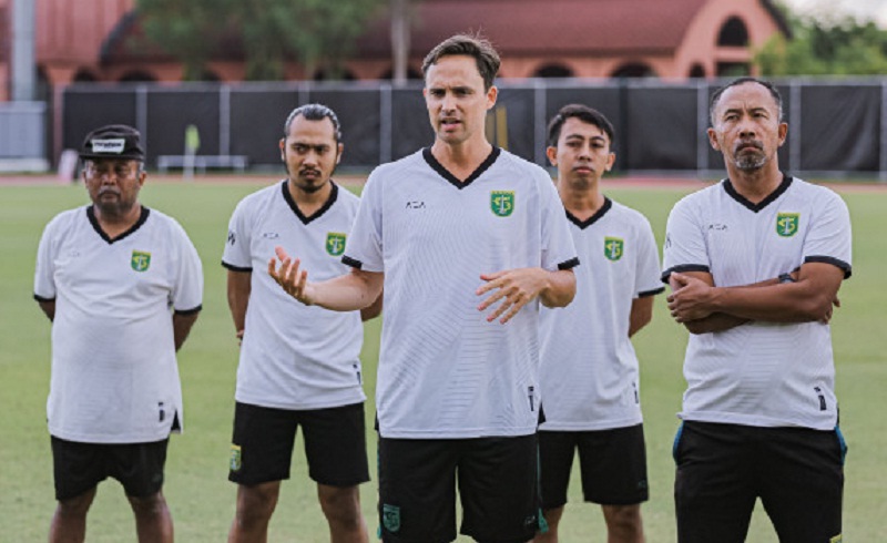 Paul Munster Resmi Latih Persebaya, Langsung Fokus Hal Ini