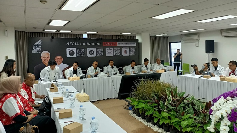 TPN: Ganjar-Mahfud Bakal Sering Sapa Masyarakat lewat Live TikTok dan Instagram