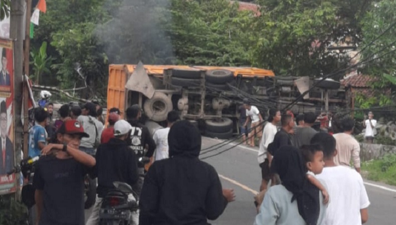 Kecelakaan Truk di Bogor, 2 Orang Tewas