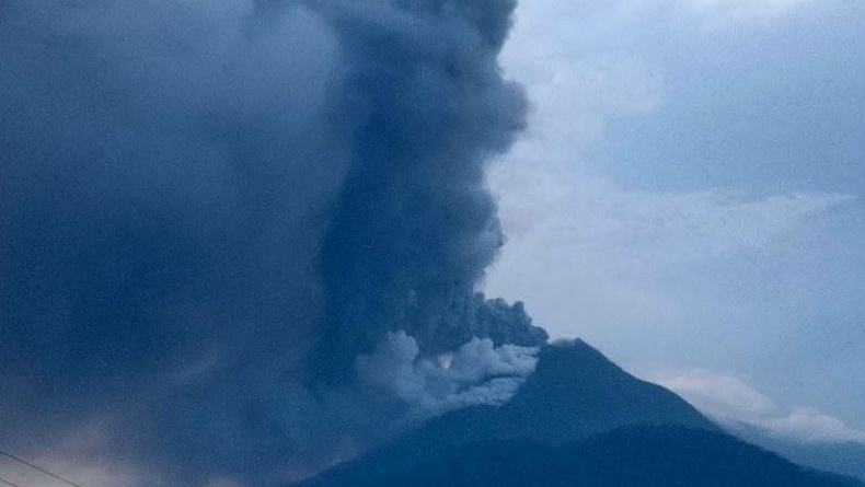 PVMBG: Gunung Lewotobi Laki-Laki di NTT Meletus 48 Kali sejak Awal Januari