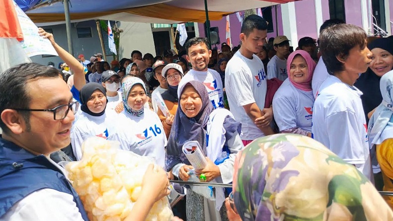 Cerita Penjual Kerupuk Kulit di Pesanggrahan Terbantu Bazar Perindo di Tengah Kenaikan Harga Sembako