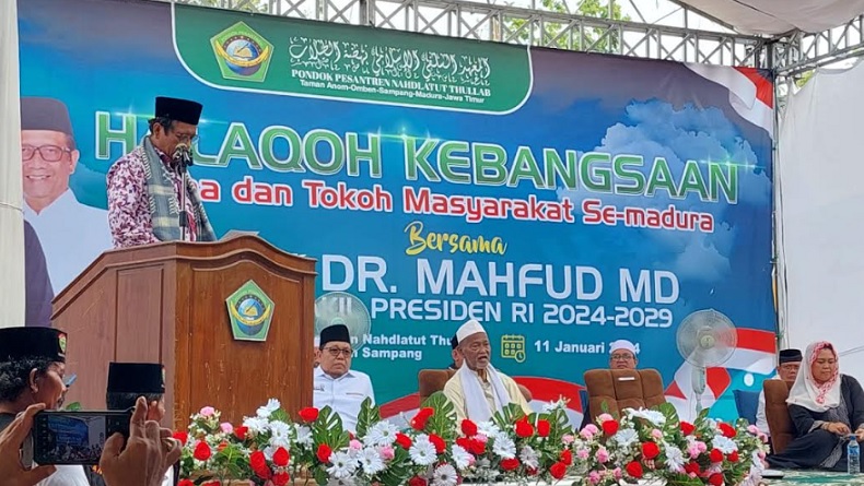 Kunjungi Ponpes di Sampang Madura, Mahfud MD Kenang Masa Kecil