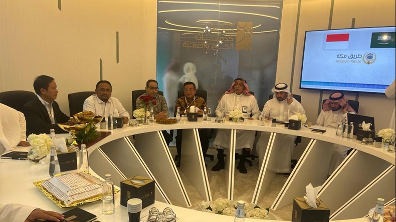 Menag Usulkan Fast Track untuk Jemaah Haji dari Embarkasi Solo dan Surabaya
