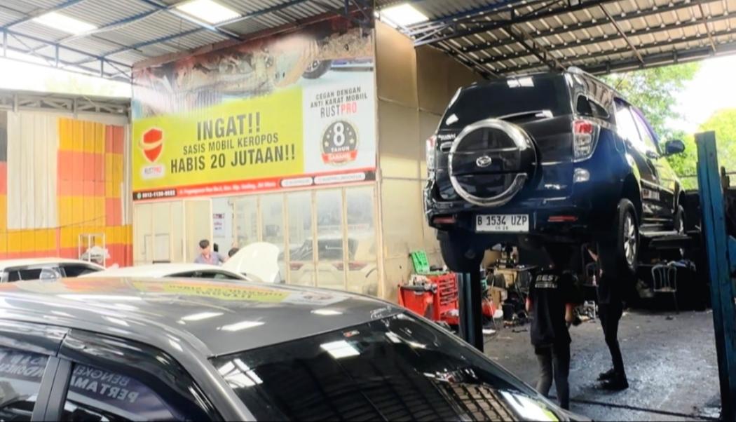 Mobil Dilapisi Antikarat, Apa Pengaruhi Harga Jual?