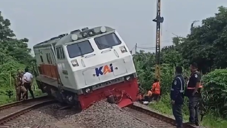 KA Pandalungan Anjlok di Sidoarjo, Penumpang: Kereta Kayak Jalan di Batu