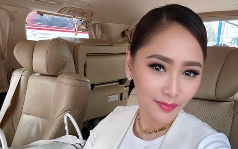 Dianggap Bergelimang Harta, Inul Daratista Ngaku Punya Mercy Tua dan Cicilan Mobil Baru Lunas