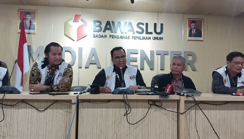 TPN Ganjar-Mahfud Laporkan 3 Kasus Dugaan Pelanggaran Netralitas ASN ke Bawaslu