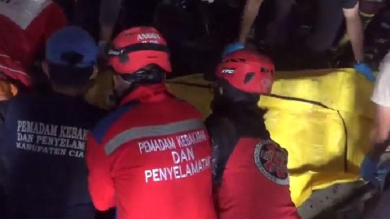 2 dari 3 Jenazah Korban Kebakaran Gudang di Cianjur Ditemukan di Musala