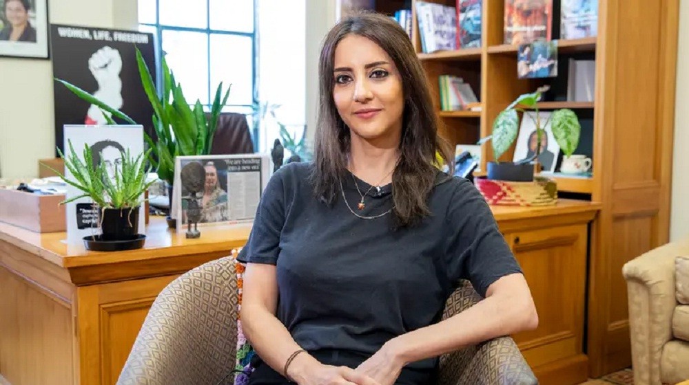 Dituduh Ngutil, Politikus Cantik Keturunan Iran Ini Mundur dari Parlemen Selandia Baru 