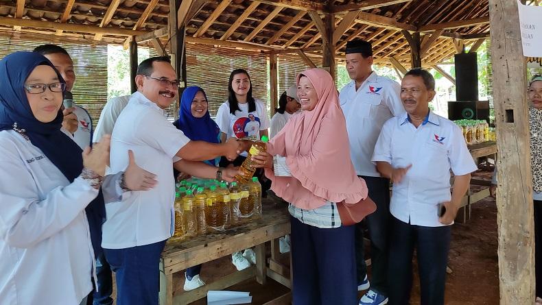 Partai Perindo Gelar Bazar Minyak Goreng Murah hingga ke Pelosok Gunungkidul