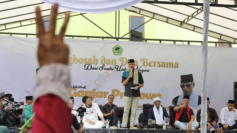 Ulama dan Ribuan Warga Lampung Gelar Istighosah Doakan Ganjar Menang Satu Putaran