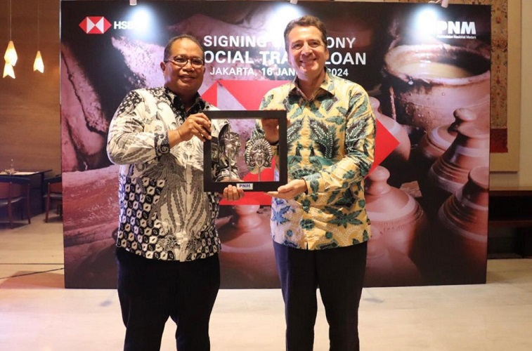 Genjot Ekonomi Kerakyatan, PNM Lakukan Sinergi Social Loan dengan HSBC 