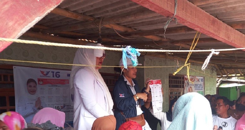 Selain Gelar Bazar Murah, Caleg Partai Perindo Tatap Muka Langsung dengan Warga di Kabupaten Bekasi