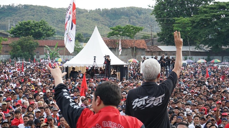 Ganjar Janji Evaluasi Penyaluran BLT kepada Warga agar Tepat Sasaran