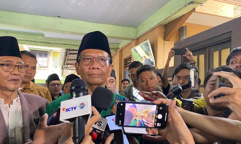 Jokowi Sebut Presiden Boleh Kampanye, Mahfud MD: Tanya ke Biro Hukum Setneg