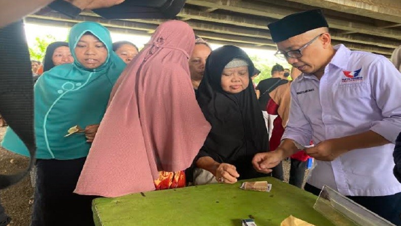 Tak Hanya Bazar Murah, Caleg Perindo Wahyu Nur Iman Gelar Simulasi Pencoblosan di Cipinang Melayu 