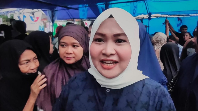 Senang Ada Bazar Minyak Goreng Murah, Warga Makassar Doakan Perindo Menang Pemilu