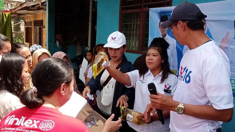 Gelar Bazar Minyak Goreng Murah di Bekasi, Caleg Perindo: Bukti Peduli Rakyat Kecil