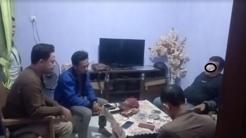Oknum Caleg Digerebek Warga OKU Sumsel, Tinggal Serumah dengan Janda Muda