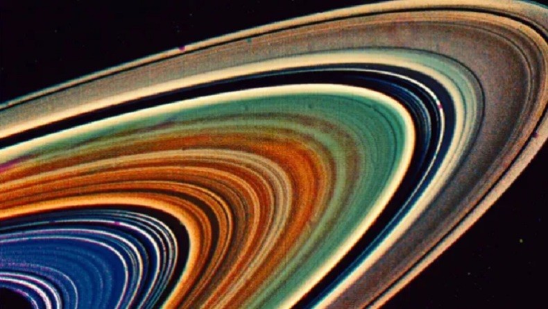 Bagaimana Cincin Saturnus Terbentuk? Begini Penjelasannya