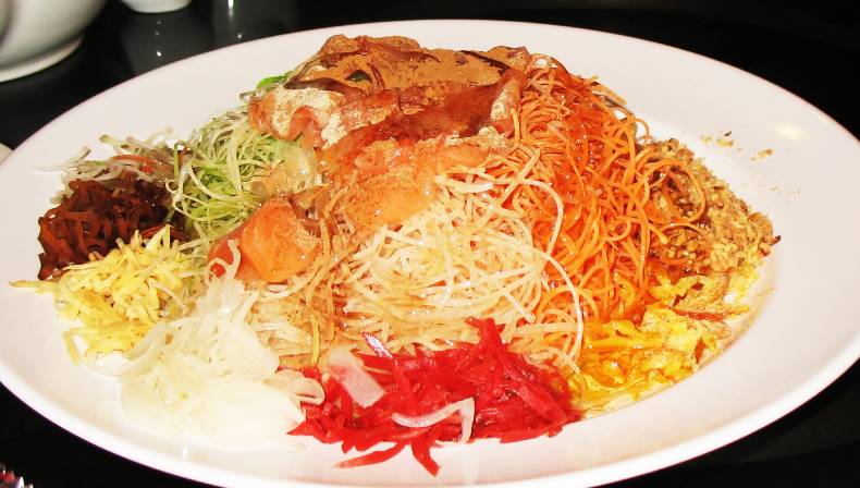 Makanan Wajib saat Imlek: Tradisi dan Maknanya