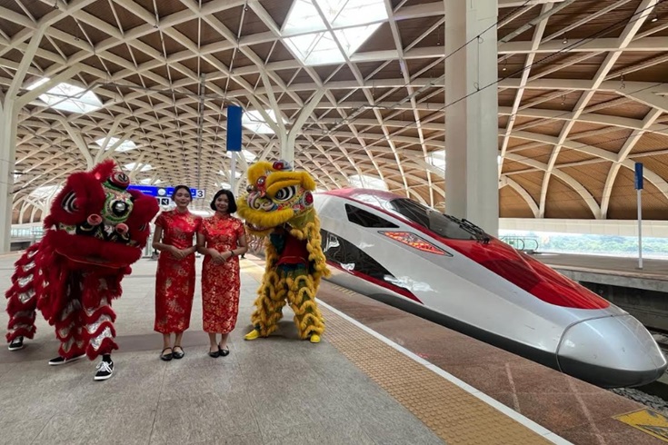 DPR Minta Akses Stasiun Kereta Cepat di Karawang Segera Dibangun!   