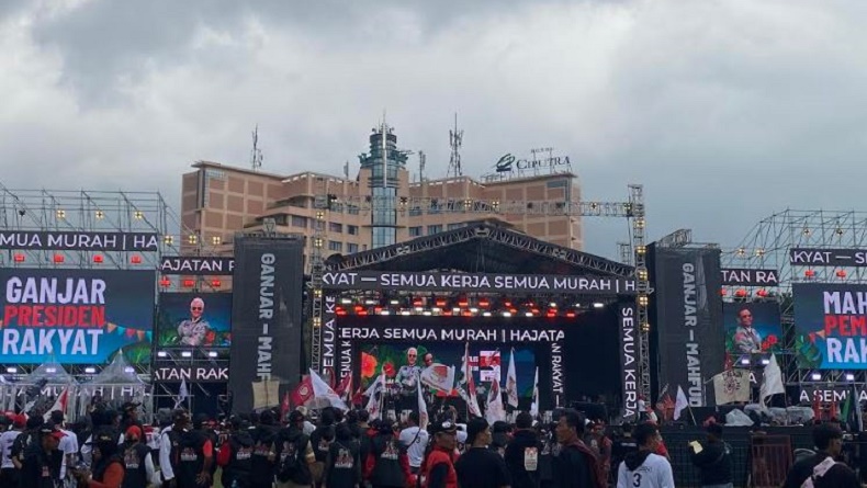 Massa Kampanye Padati Lapangan Pancasila Semarang, Teriakan Ganjar-Mahfud Menggema