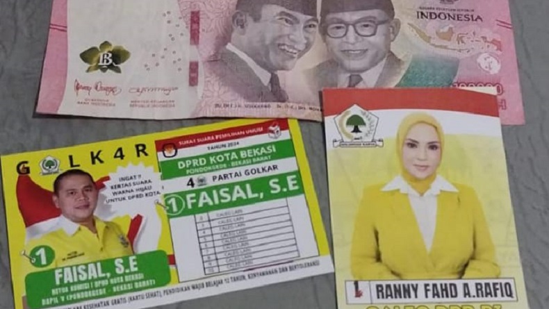 Viral Video Aksi Bagi-bagi Duit di Bekasi, Diduga Ajak Pilih Caleg Golkar