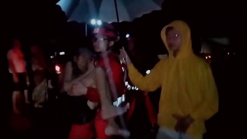 Banjir Sumedang Setinggi 3 Meter, Nenek Arum Usia 70 Tahun Meninggal Kedinginan