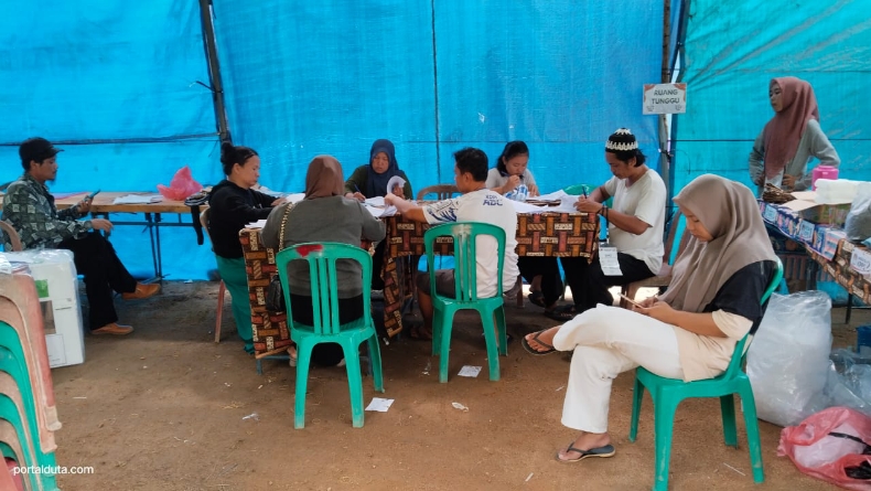 Terkendala C1, Proses Penghitungan di TPS Mentok Asin Sampai Kamis Sore