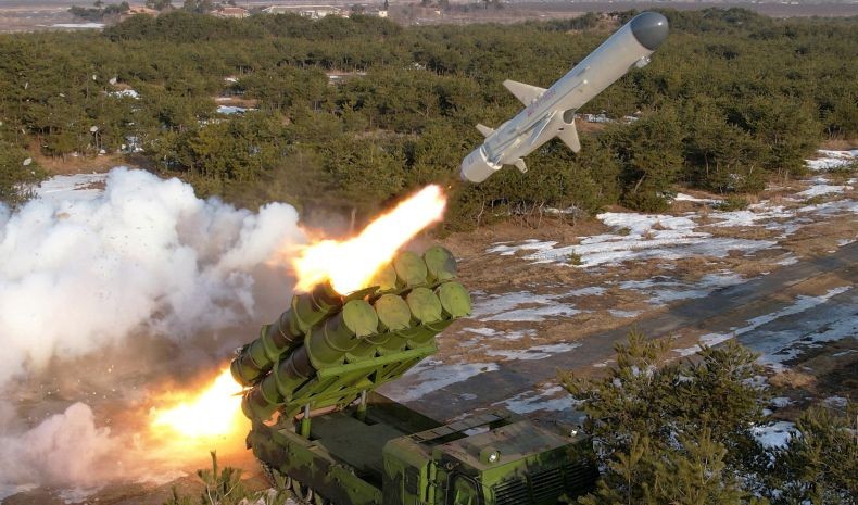 Kim Jong Un Pantau Uji Coba Rudal Korut Terbaru, Sebut Wilayahnya Diusik Korsel