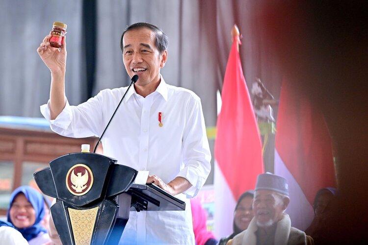 Punya Nama Unik, Produk Nasabah PNM Mekaar Tarik Perhatian Presiden Jokowi