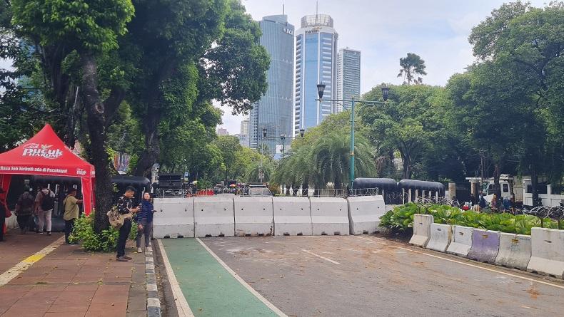Ada Aksi Demo, Jalan di Depan Kantor KPU Ditutup