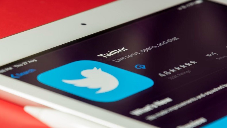 X atau Twitter Perluas Kemampuan Panggilan Audio dan Video ke Semua Pengguna 