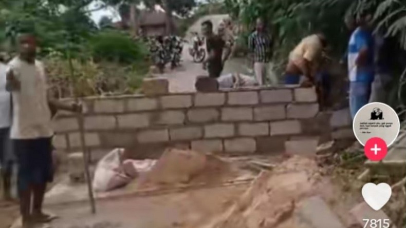 Viral Caleg di Ende NTT Bangun Tembok di Jalan, Diduga Gagal Raih Kursi DPRD