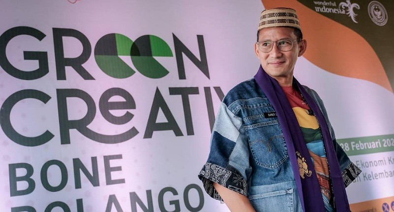 Sandiaga Uno Minta Pelaku Ekraf Bone Bolango Implementasikan Sustainable Fashion