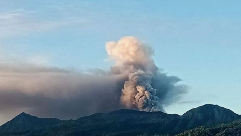 Gunung Dukono di Maluku Utara Erupsi, Semburkan Abu Vulkanis Setinggi 600 Meter
