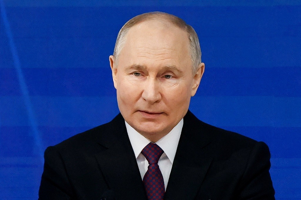 Putin: Selamat Hari Perempuan Internasional, Menjadi Ibu adalah Misi Mulia dan Penting!