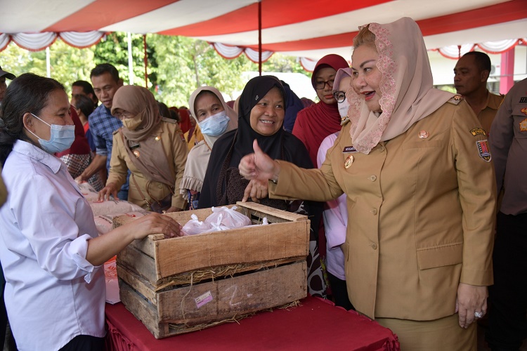 Jelang Ramadan, Pemkot Semarang Gencar Adakan Gerakan Pasar Murah Pak Rahman