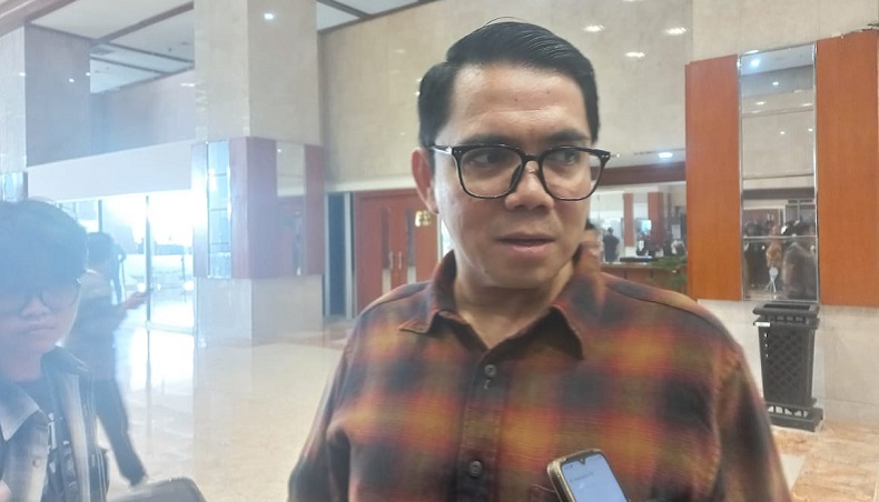 Arteria Dahlan Sebut Fraksi PDIP Tunggu Arahan Pimpinan terkait Hak Angket DPR