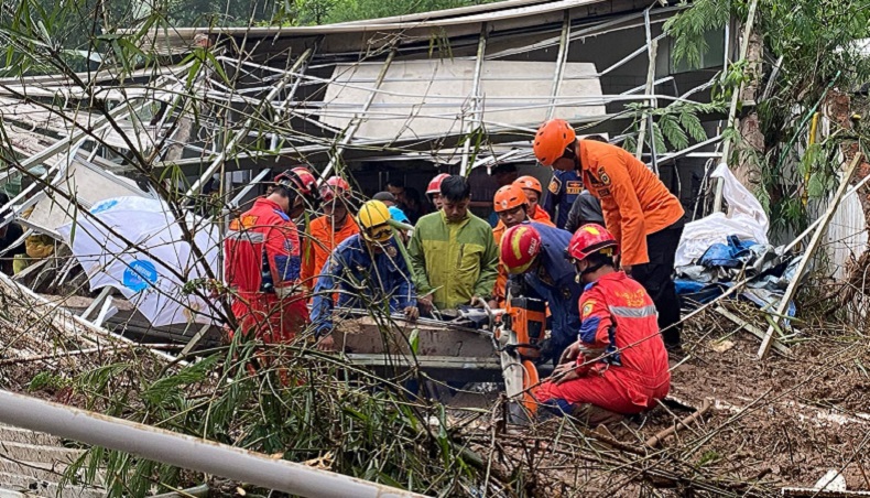 2 Korban Tertimbun Longsor di Cisarua Bogor Ditemukan, Begini Kondisinya
