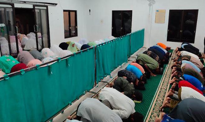 1.250 Masjid di Gunungkidul Gelar Salat Tarawih Perdana Malam Ini