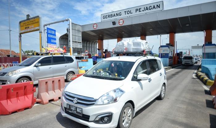 Tips Mudik dengan Mobil ke Kampung Halaman, Barang Penting Ini Wajib Dibawa!