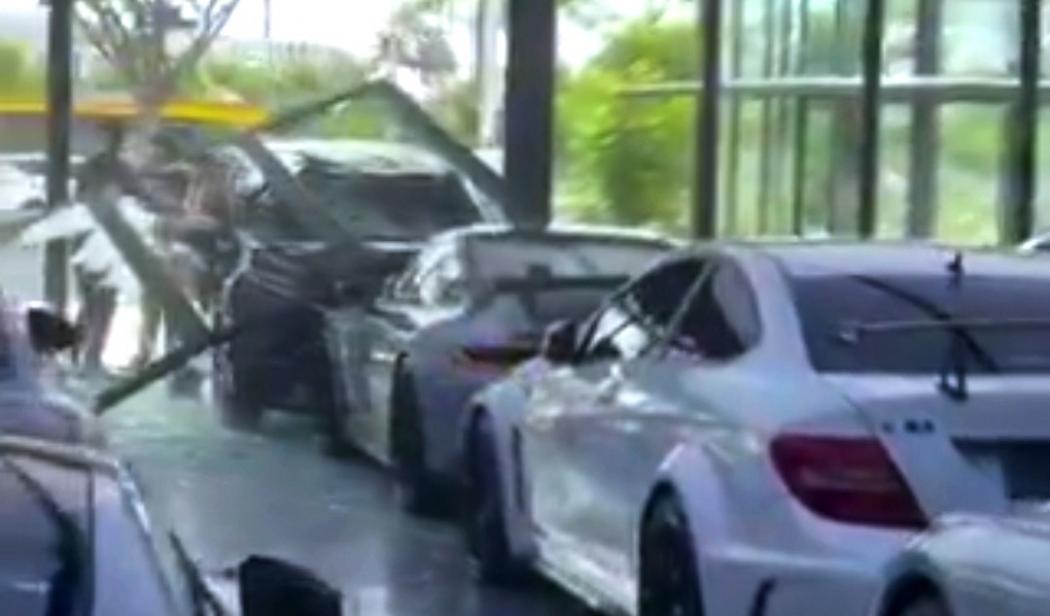 Seruduk Porsche GT3 Seharga Rp8,7 Miliar, Begini Nasib Pengendara Xpander Sekarang