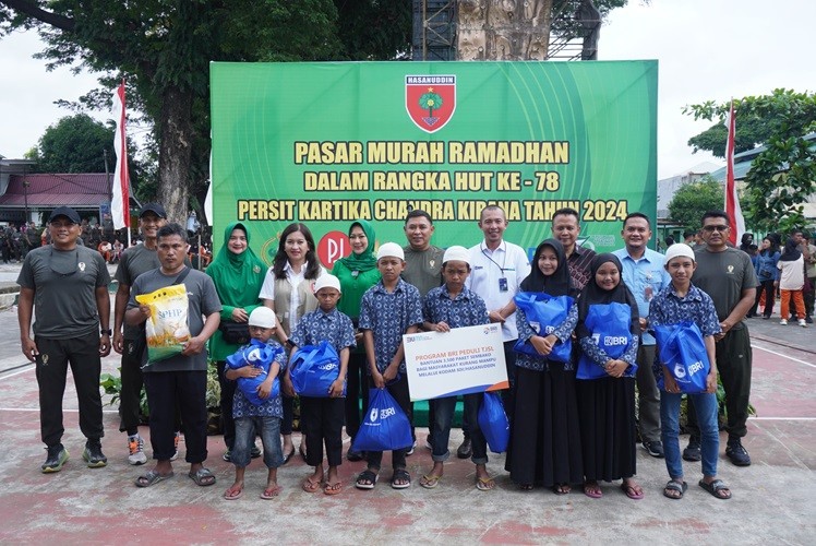 Sambut Ramadan, Persit Kartika Chandra Gelar Bazar Sembako Murah di Sulsel