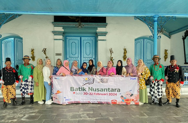 Tingkatkan Kompetensi Nasabah, PNM Beri Pelatihan Batik Ecoprint