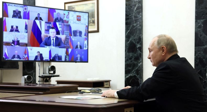 Putin: Serangan Dilakukan Kelompok Islam Radikal, tapi Siapa yang Perintahkan?