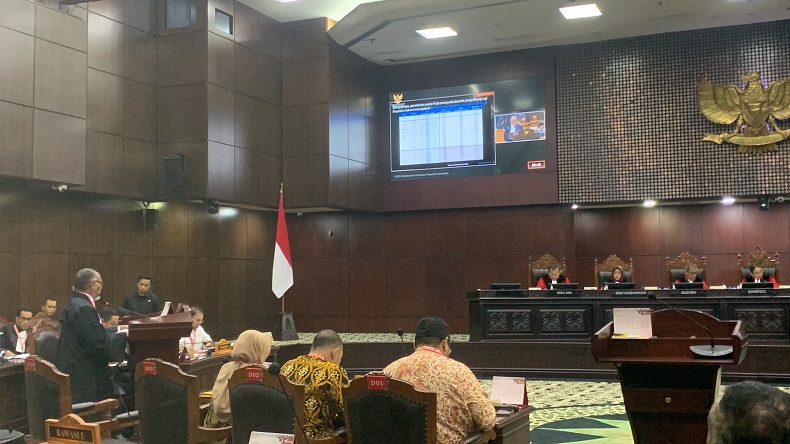 BW Sebut Suara Prabowo-Gibran Tinggi gegara Intervensi Bansos, Bukan karena Calon Terbaik
