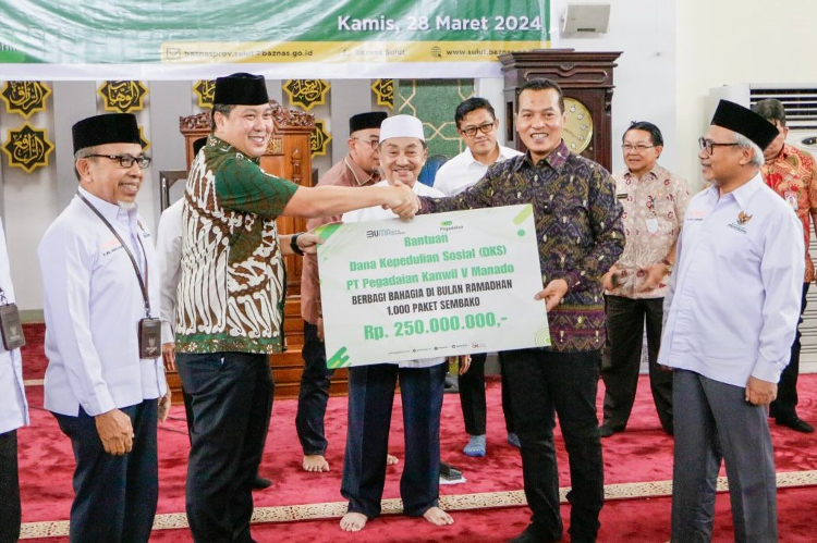 Ramadan Berbagi, PT Pegadaian Kanwil Manado Serahkan 1.000 Paket Sembako