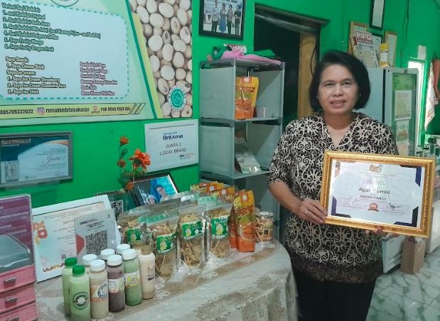 Cerita Sukses Istri Pensiunan TNI di Bogor, Sulap Susu Kedelai Jadi Bisnis Naik Kelas